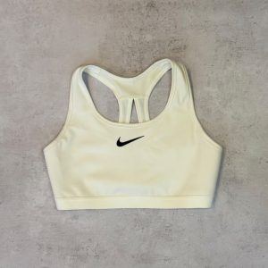 Top Nike